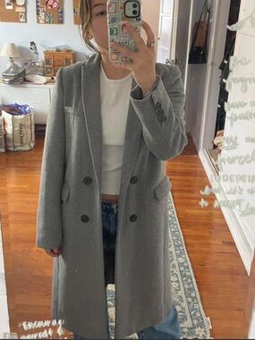 Stradivarius wool coat size small New!